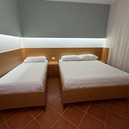 Mona Seaview Apartment *