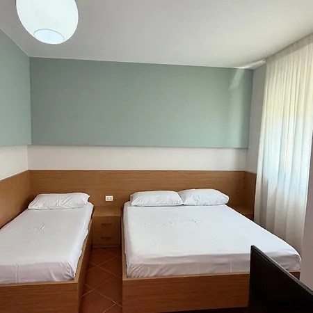 Mona Seaview Apartment Durres